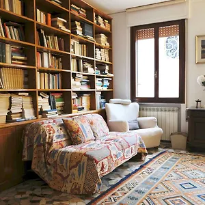 nouvelle-vague-apartment.hotelslidodijesolo.com/